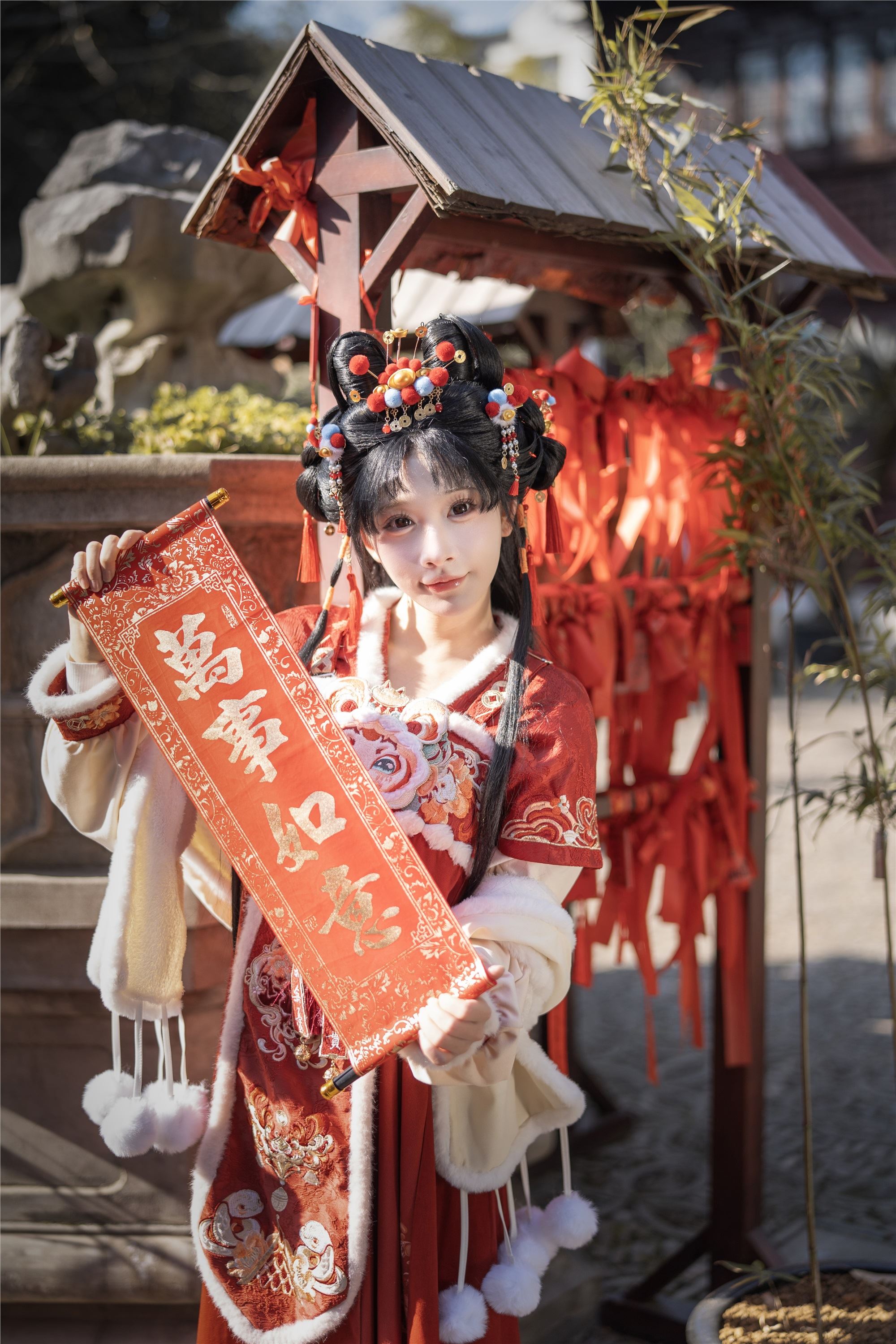 YITUYU艺图语 2025.01.31 红红火火迎新年 一只小羊